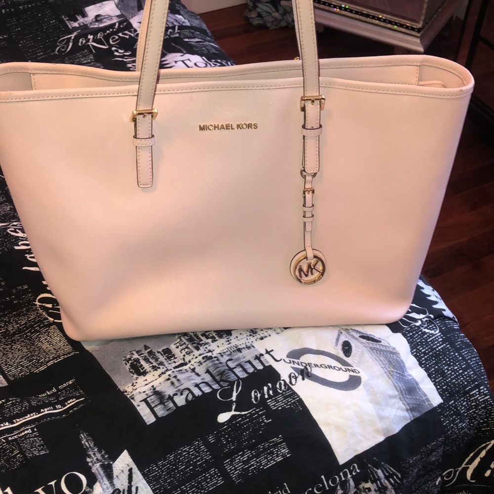 Lightly used Michael Kors tote bag
